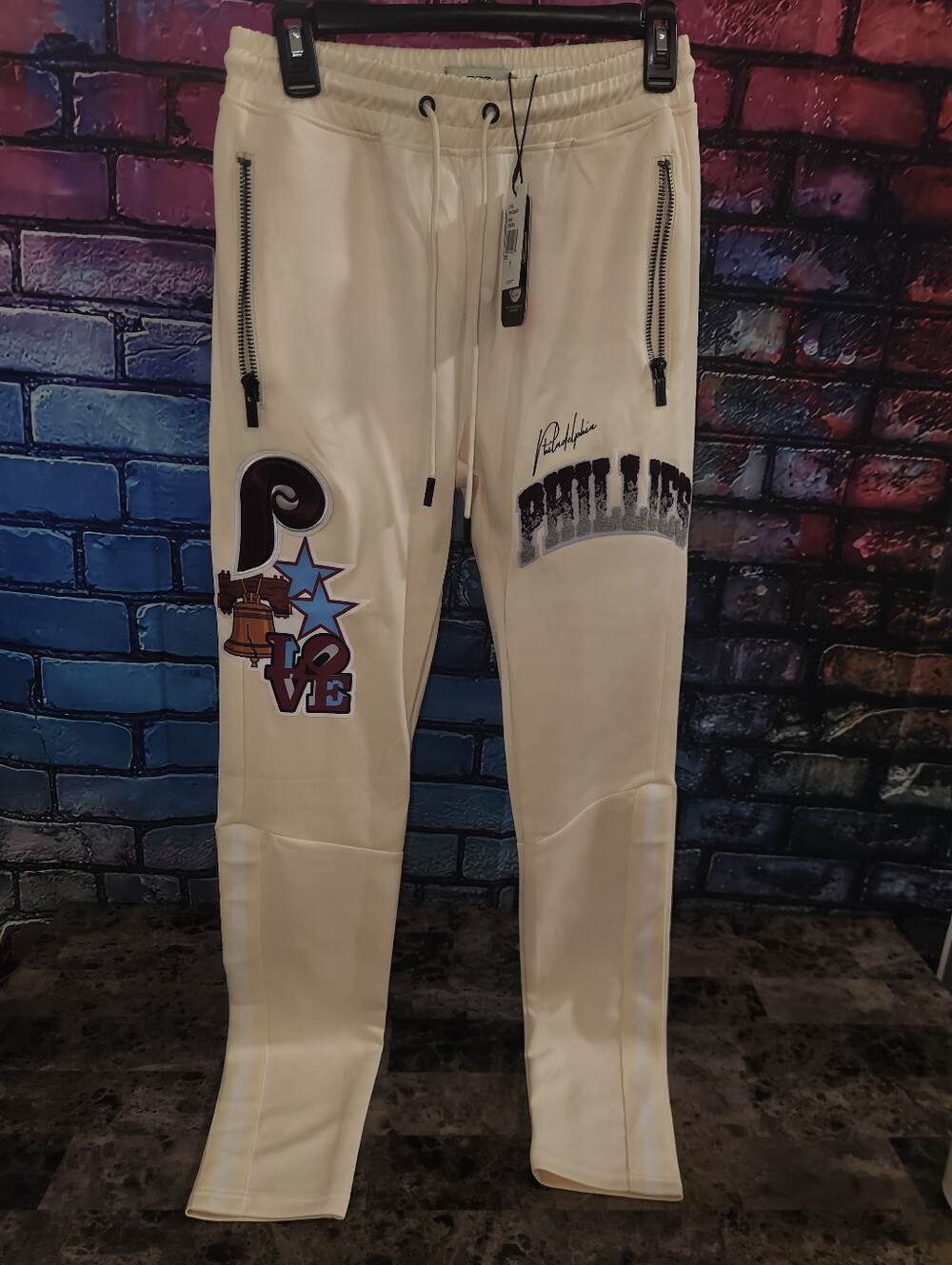 Men's Philadelphia Phillies Pro Standard Hometown Track Pants cream/eggshell Sm